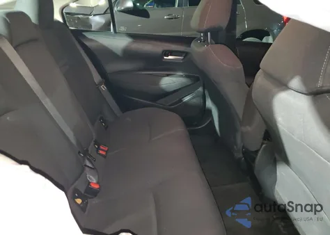 2021 Toyota Corolla Le z USA, uszkodzony, nr VIN 5YFEPMAE5MP255953